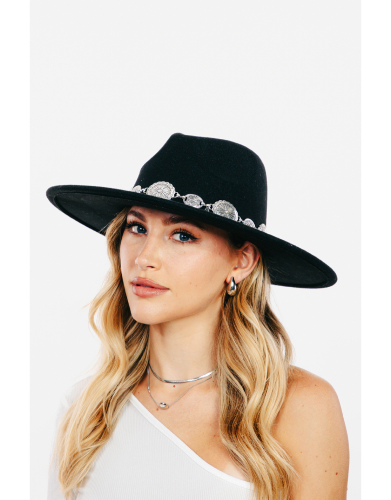 Fame Accessories Oval Coin Chain Fedora Hat (Black)