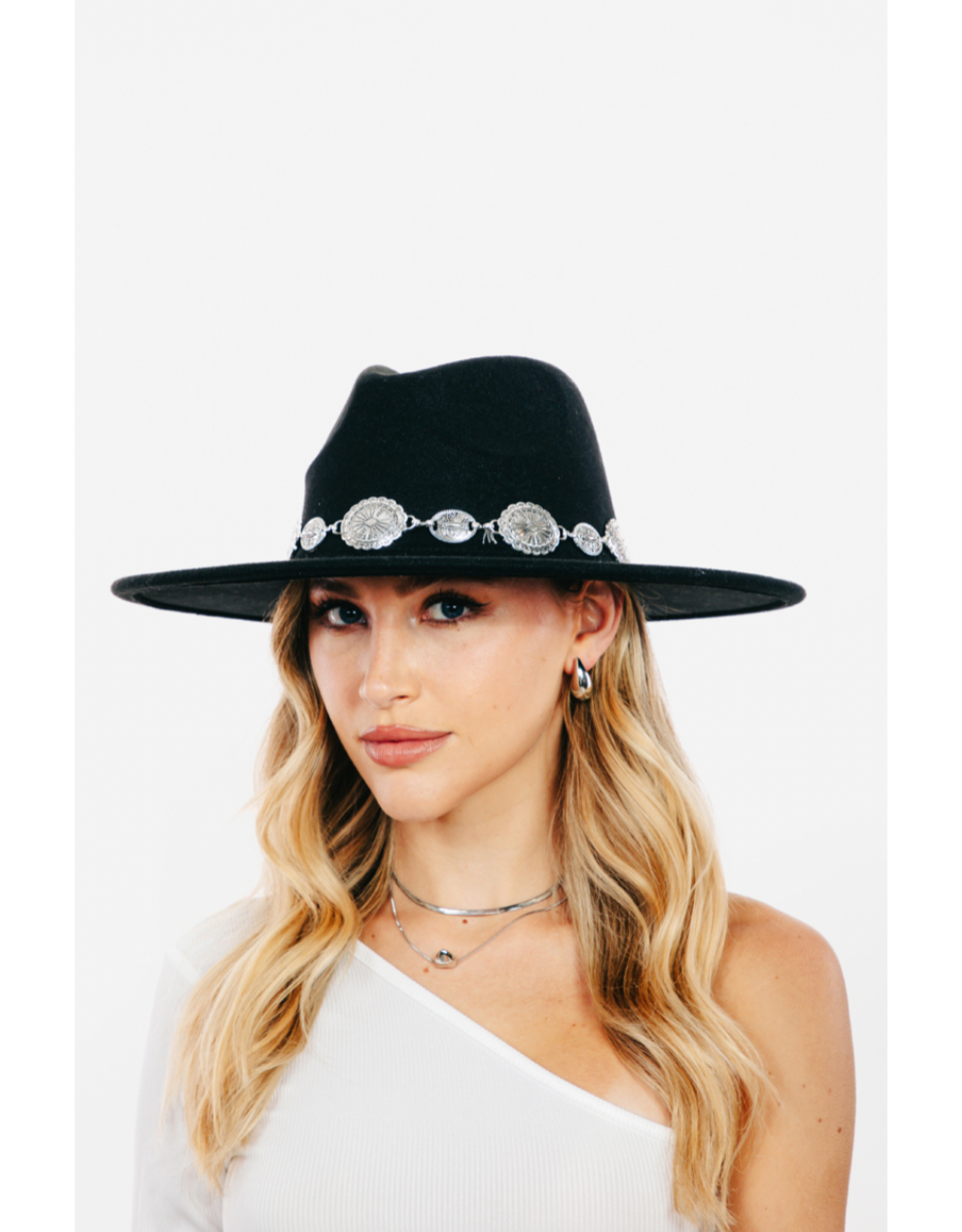 Fame Accessories Oval Coin Chain Fedora Hat (Black)