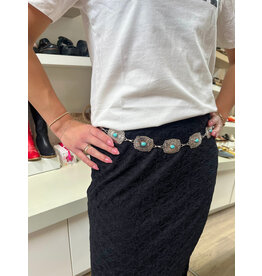 Fame Accessories Turquoise Studded Oval Concho Chain Belt (Silver)