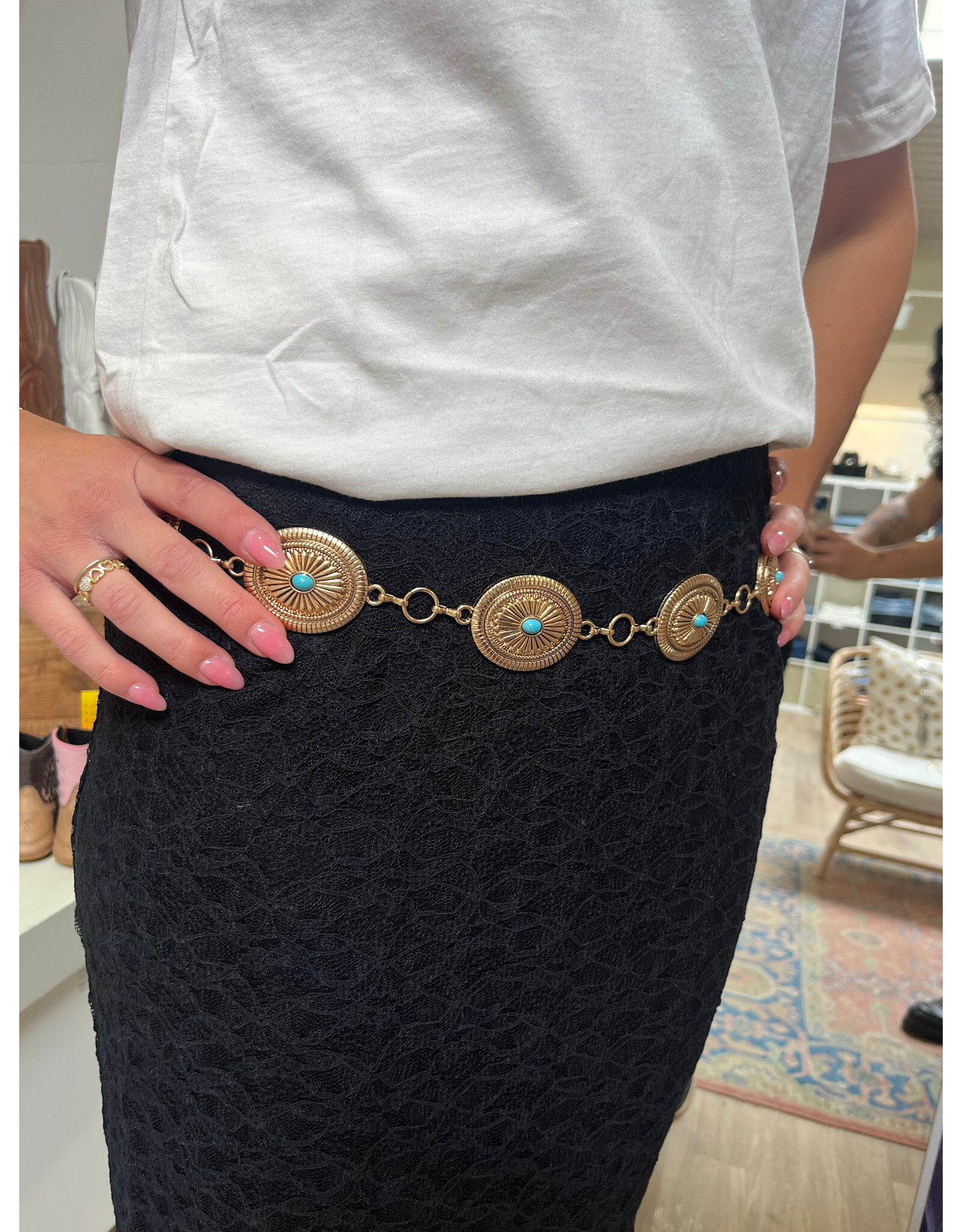 Fame Accessories Ornate Concho Disc Chain Belt (Gold)