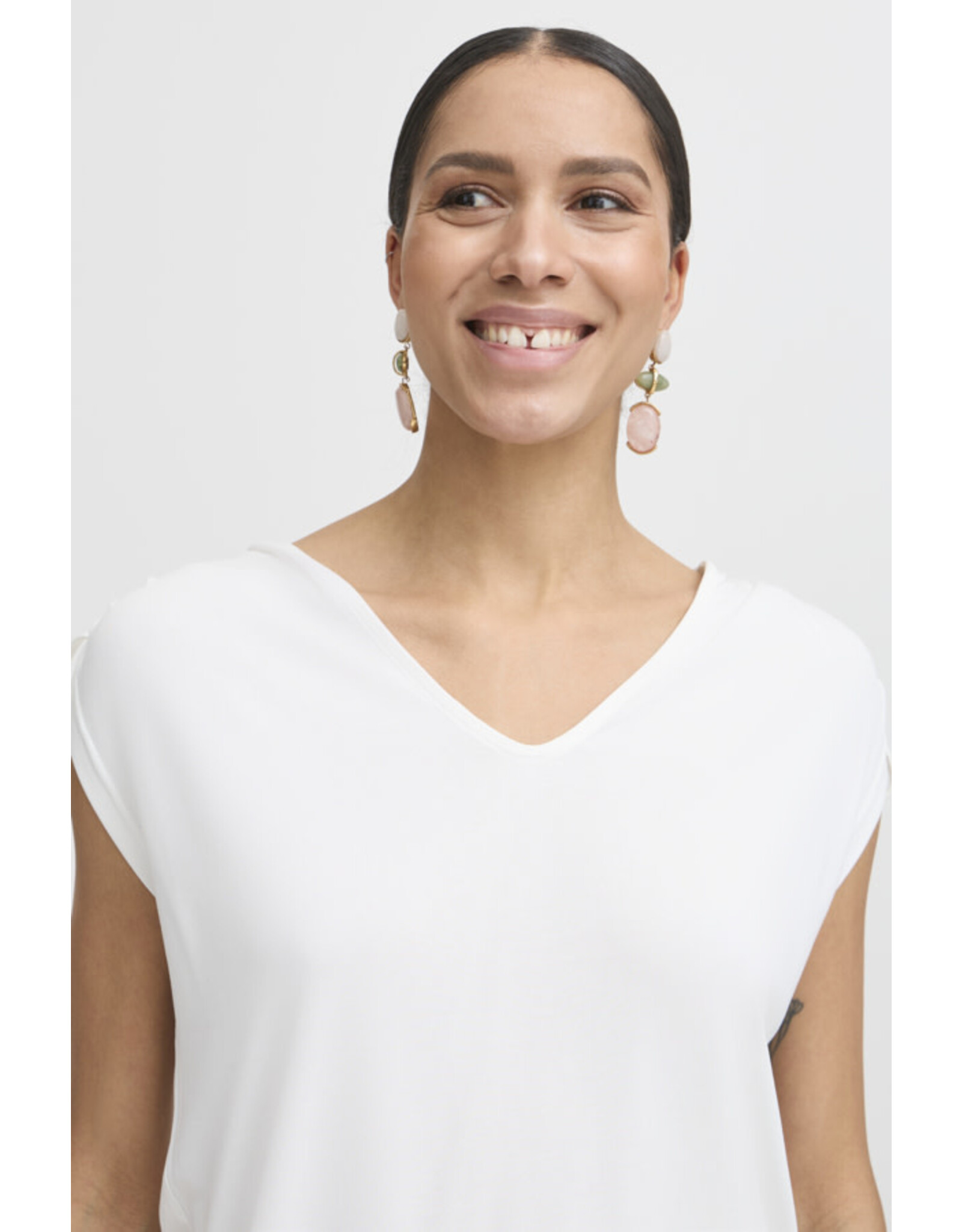 b.young b.young - Perl V Neck Tee with Shoulder Ties (Marshmallow)