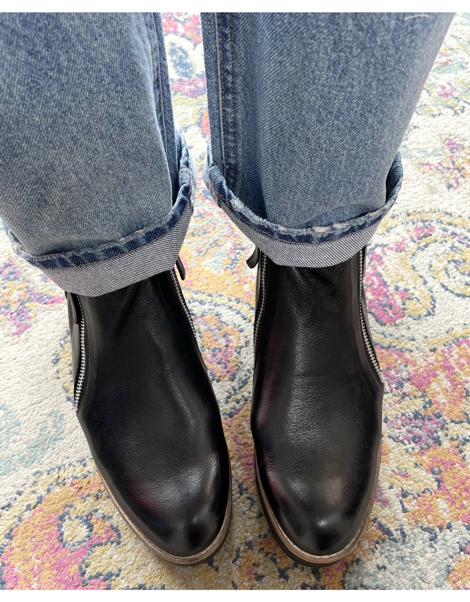 Django and Juliette Django & Juliette - Nene (black)