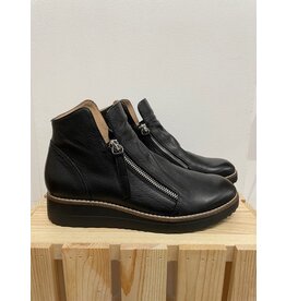 Django and Juliette Django & Juliette - Ohmy (blk/blk sole)