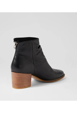 Django and Juliette Django & Juliette - Melech (Black Leather)