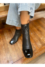 Django and Juliette Django & Juliette - Valina (Black Patent Leather)