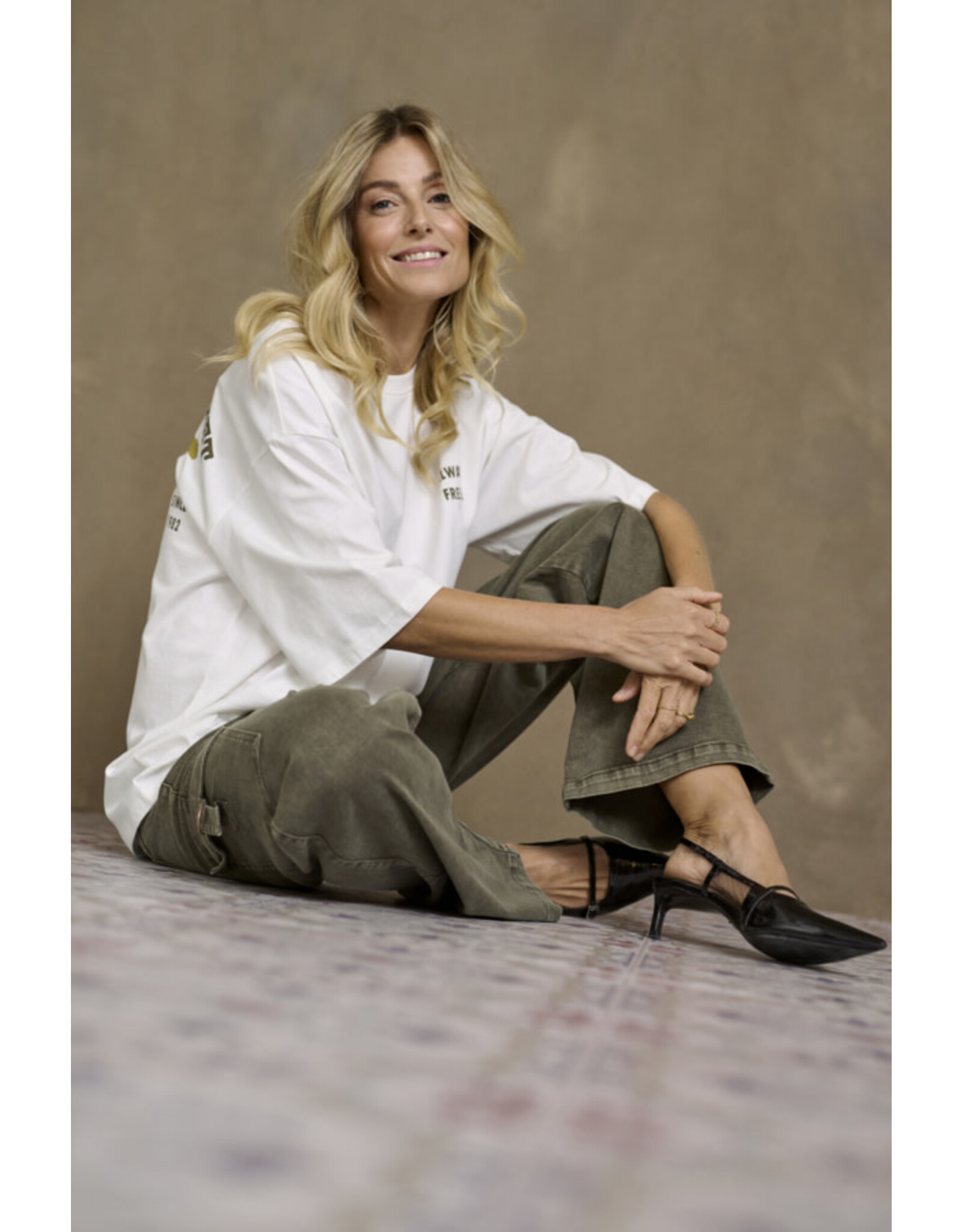 Cream Cream - Sirin Oversized Tee (Green Moss)