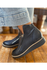 Django and Juliette Django & Juliette - Ohmy (Navy / Navy Sole)