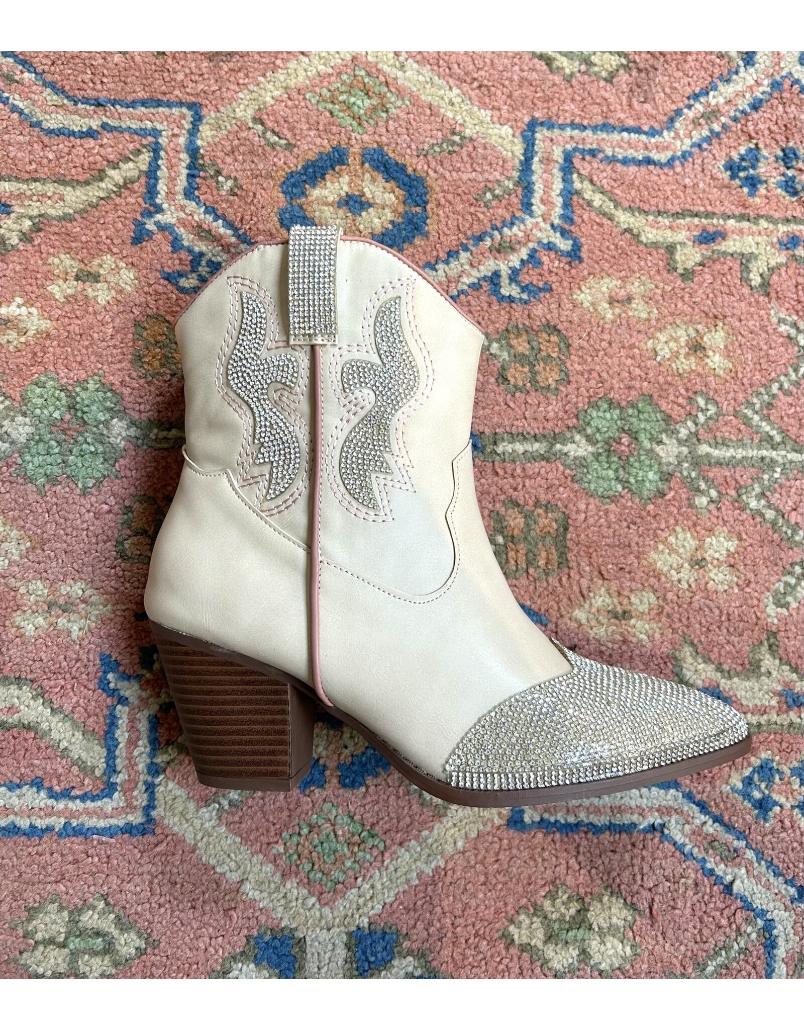 Qupid Zane 90 Western Bootie (Stone)