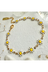 Pika & Bear Pika & Bear - "Daisy Jane" Flower Chain Bracelet in Enamel & Gold