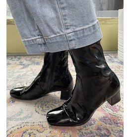 Django and Juliette Django & Juliette - Hartful (Blk Stretch Patent PU)