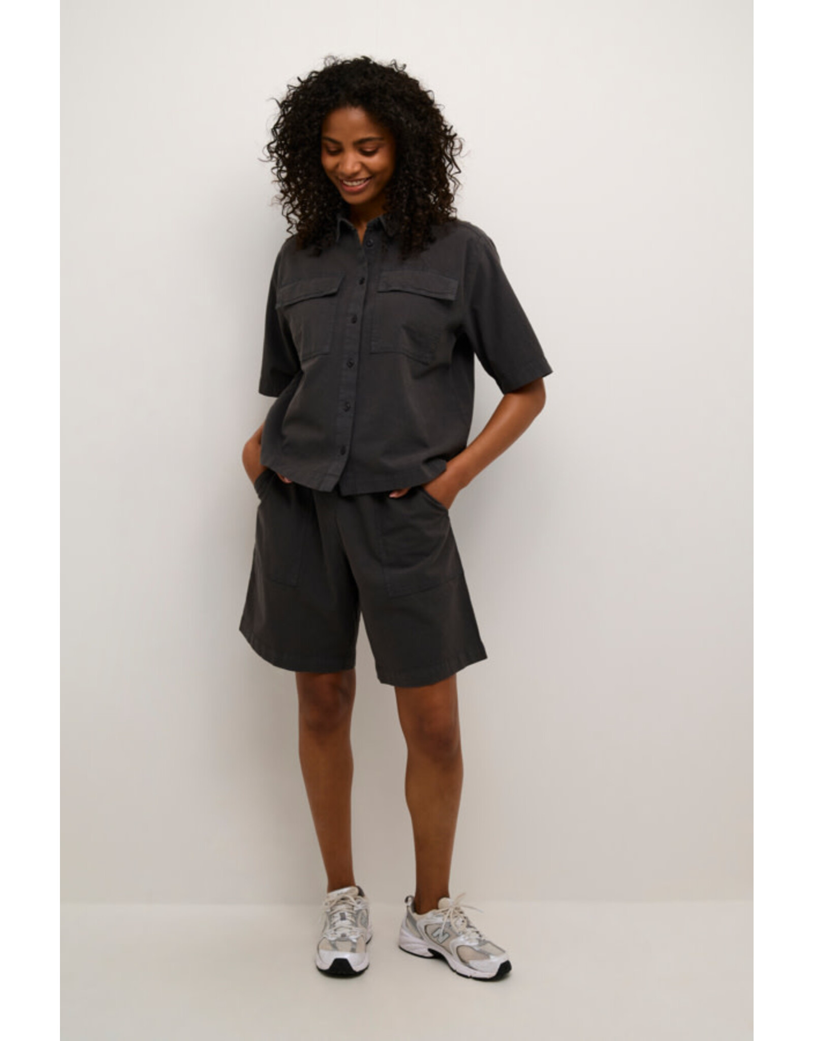 Kaffe Kaffe - Naya Liah Shorts (Black Oyster)