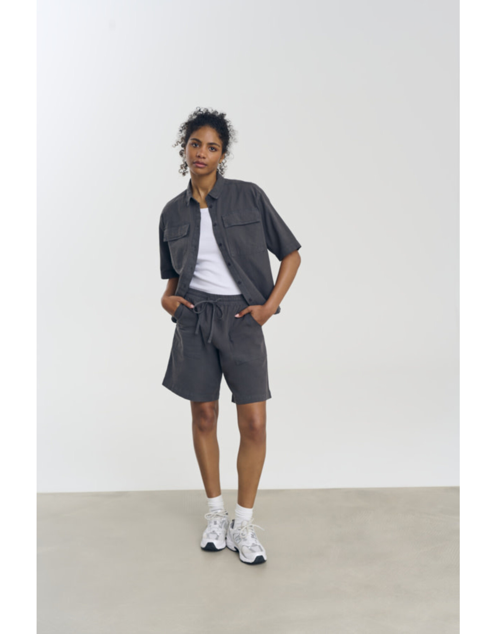 Kaffe Kaffe - Naya Liah Shorts (Black Oyster)