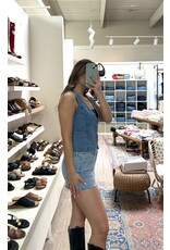 b.young b.young - Komma Denim Waistcoat (Light Blue)