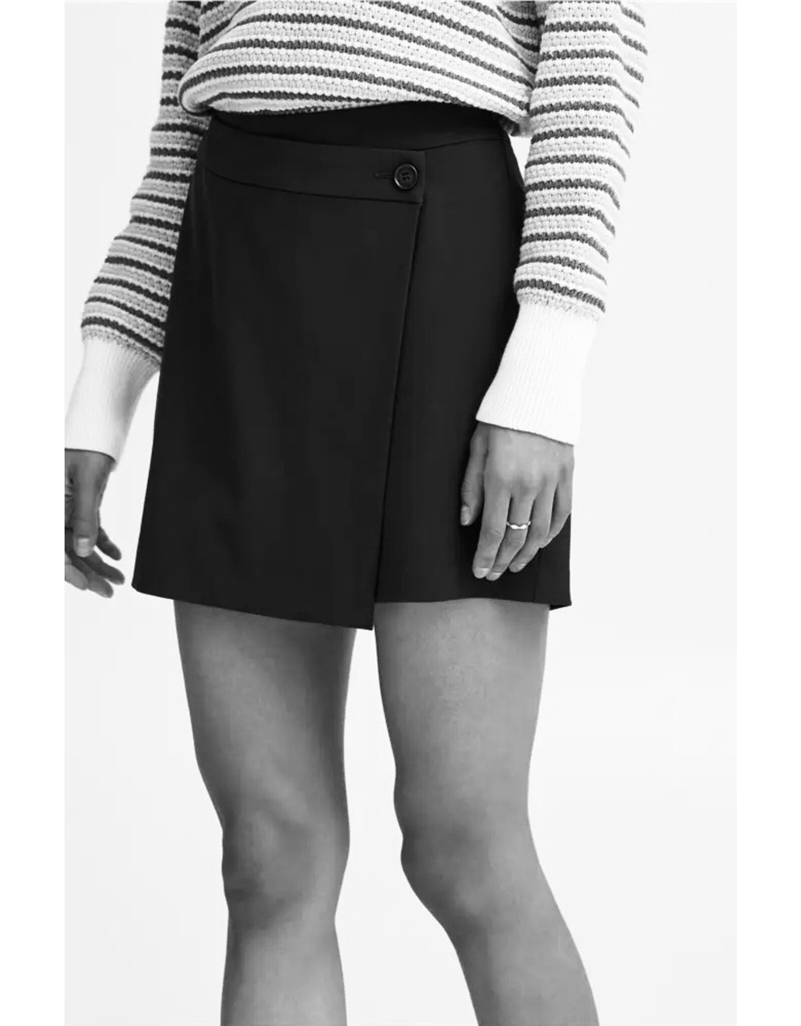 b.young b.young - Danta Skort (Black)