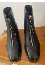 Django and Juliette Django & Juliette - Fridays (Black Leather)