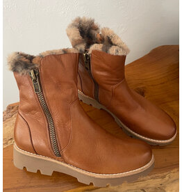 Django and Juliette Django & Juliette - Dlinga (Drambuie - Tan Leopard Leather - Fur)