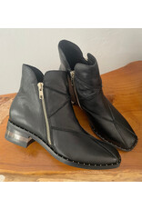 Django and Juliette Django & Juliette - Foshan (Black Leather)