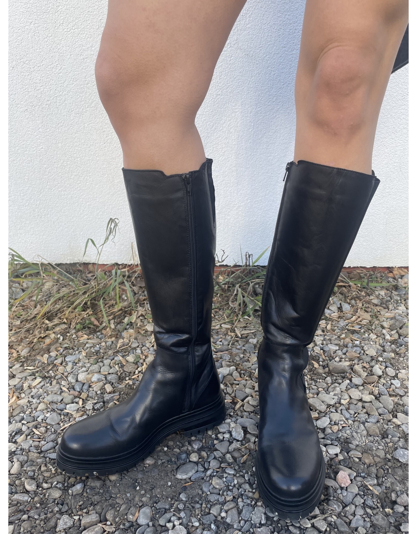 Miz Mooz Miz Mooz - Loren Tall Boot (Black)
