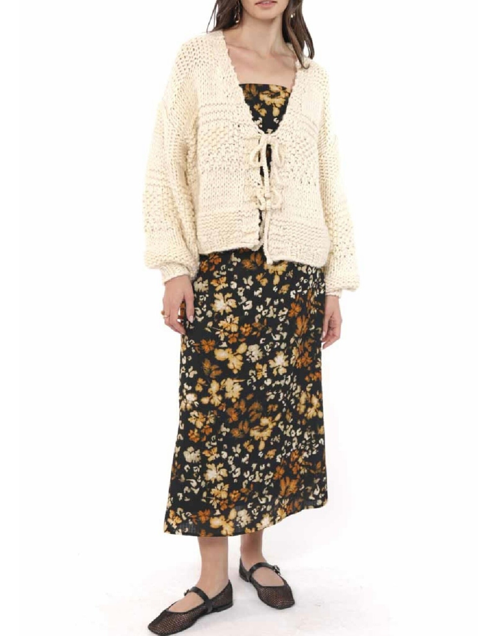 Sadie & Sage Sadie & Sage - Iggy Chunky Tie Front Hand Knit Cardigan (Ivory)