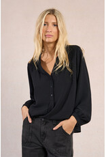 Molly Bracken Molly Bracken - Flowy Blouse with Button Down Collar (Black)