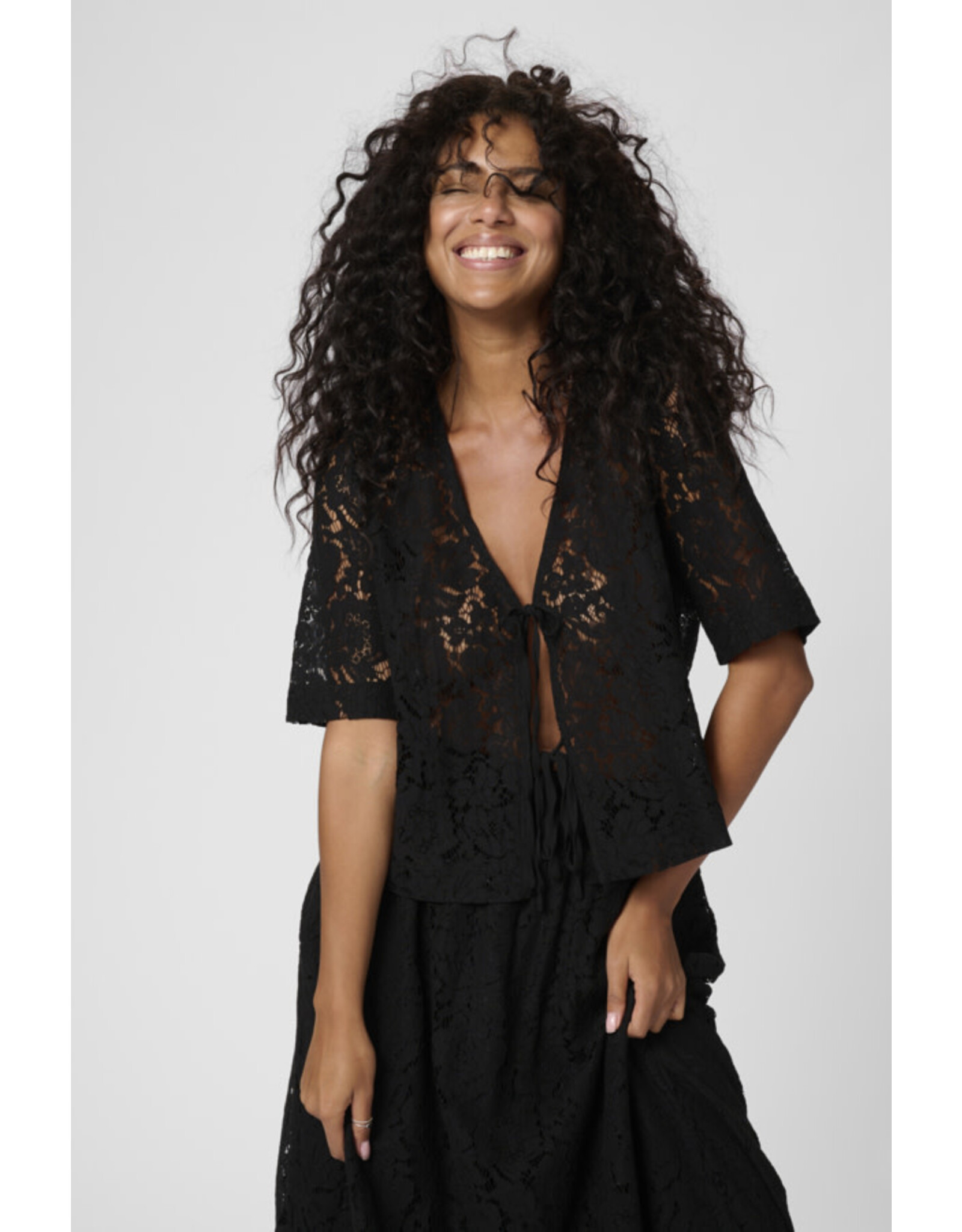Kaffe Kaffe - Nomi Bow Blouse (Black Deep)