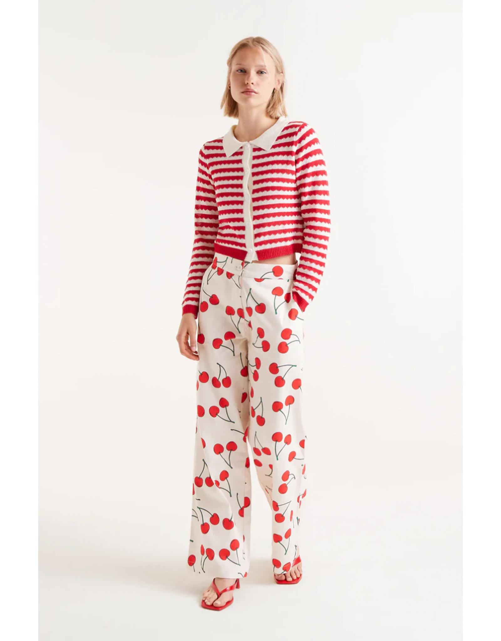 Compania Fantastica Compania Fantastica -  Red Striped Polo Neck Cardigan (Red / White)