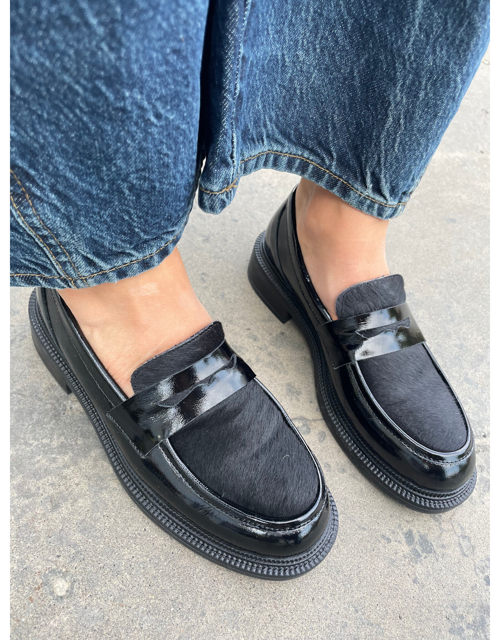 Ateliers Ateliers - Kendra Loafer (Black Naplack)