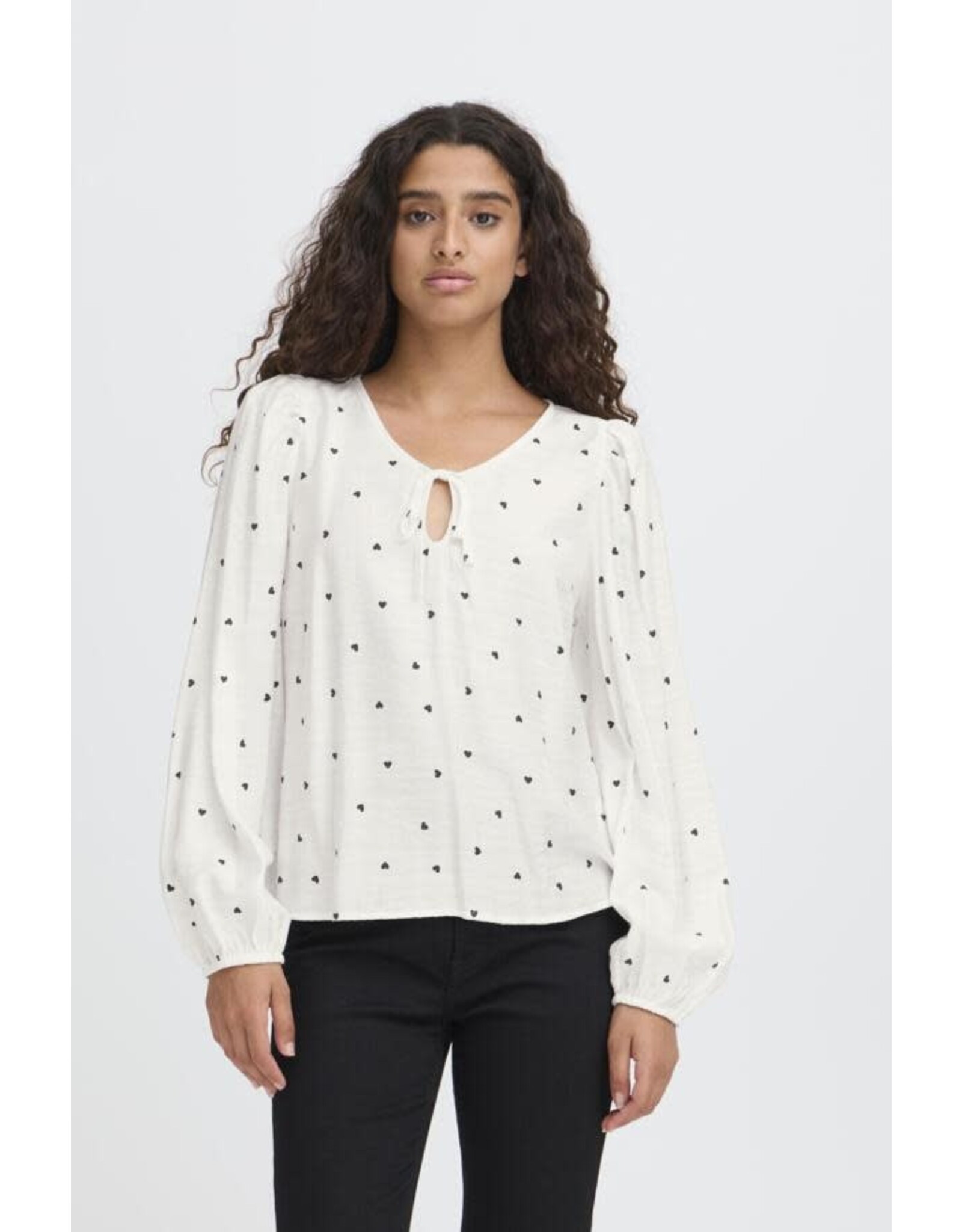 ICHI ICHI - Helva Blouse (Small Heart)