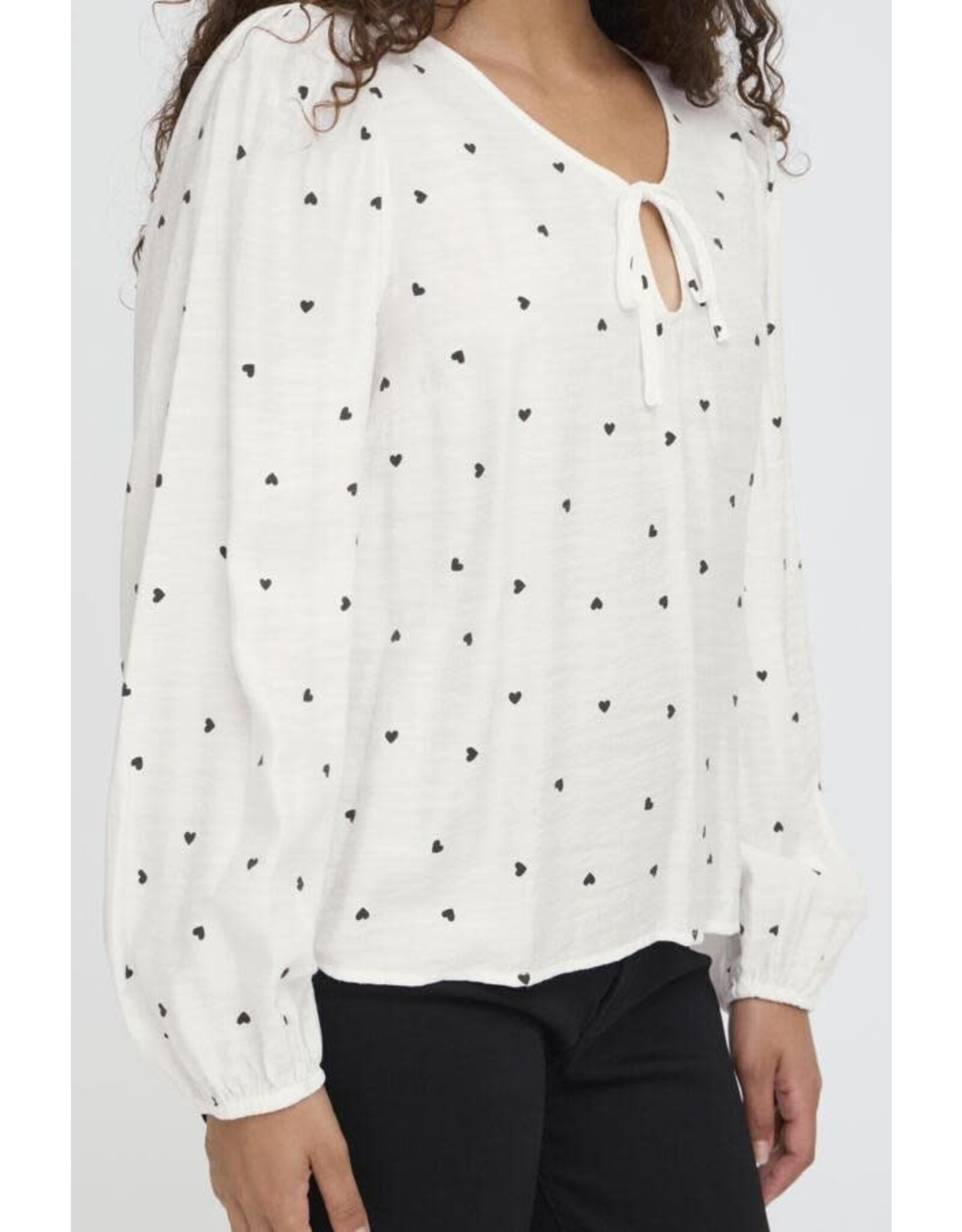 ICHI ICHI - Helva Blouse (Small Heart)