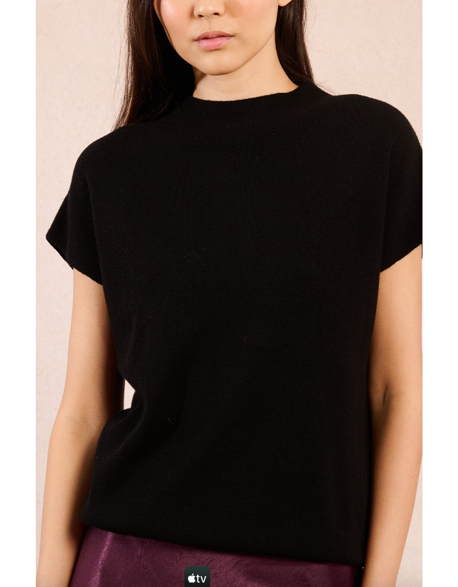 Molly Bracken Molly Bracken -  Short Sleeve Sweater (Black)