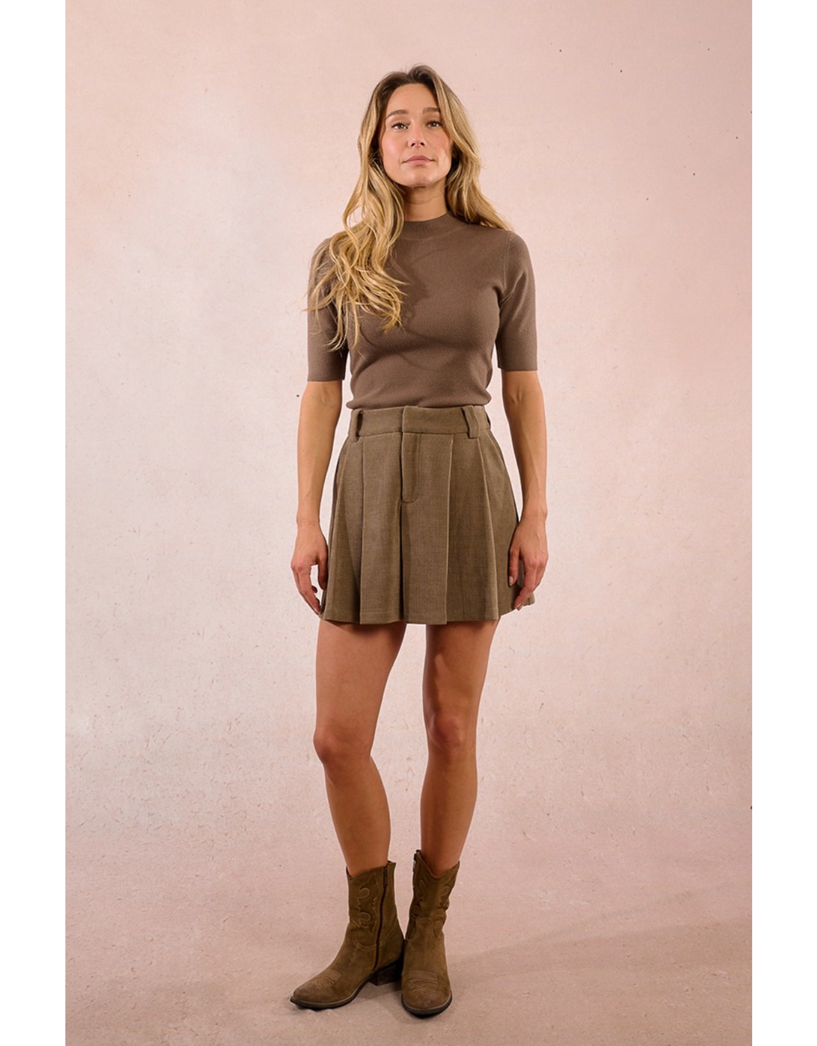 Molly Bracken Molly Bracken - Pleated Corduroy Mini Skirt (Khaki)