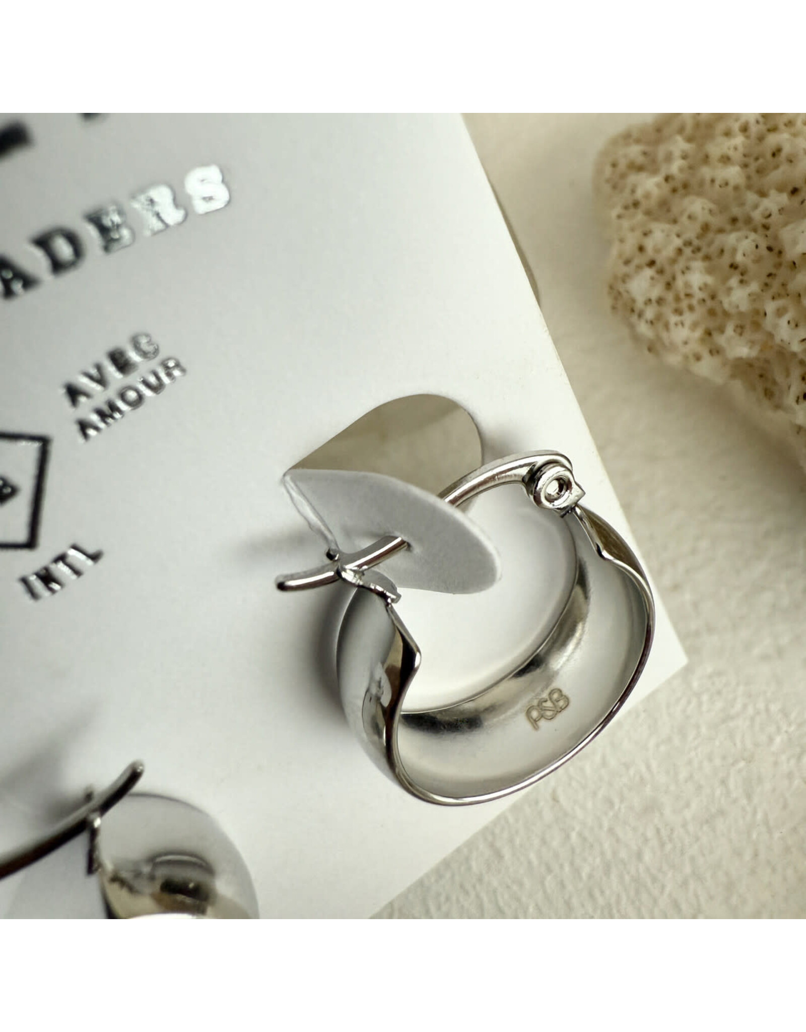 Pika & Bear Pika & Bear - "Sybil" 18mm Hoop Earrings