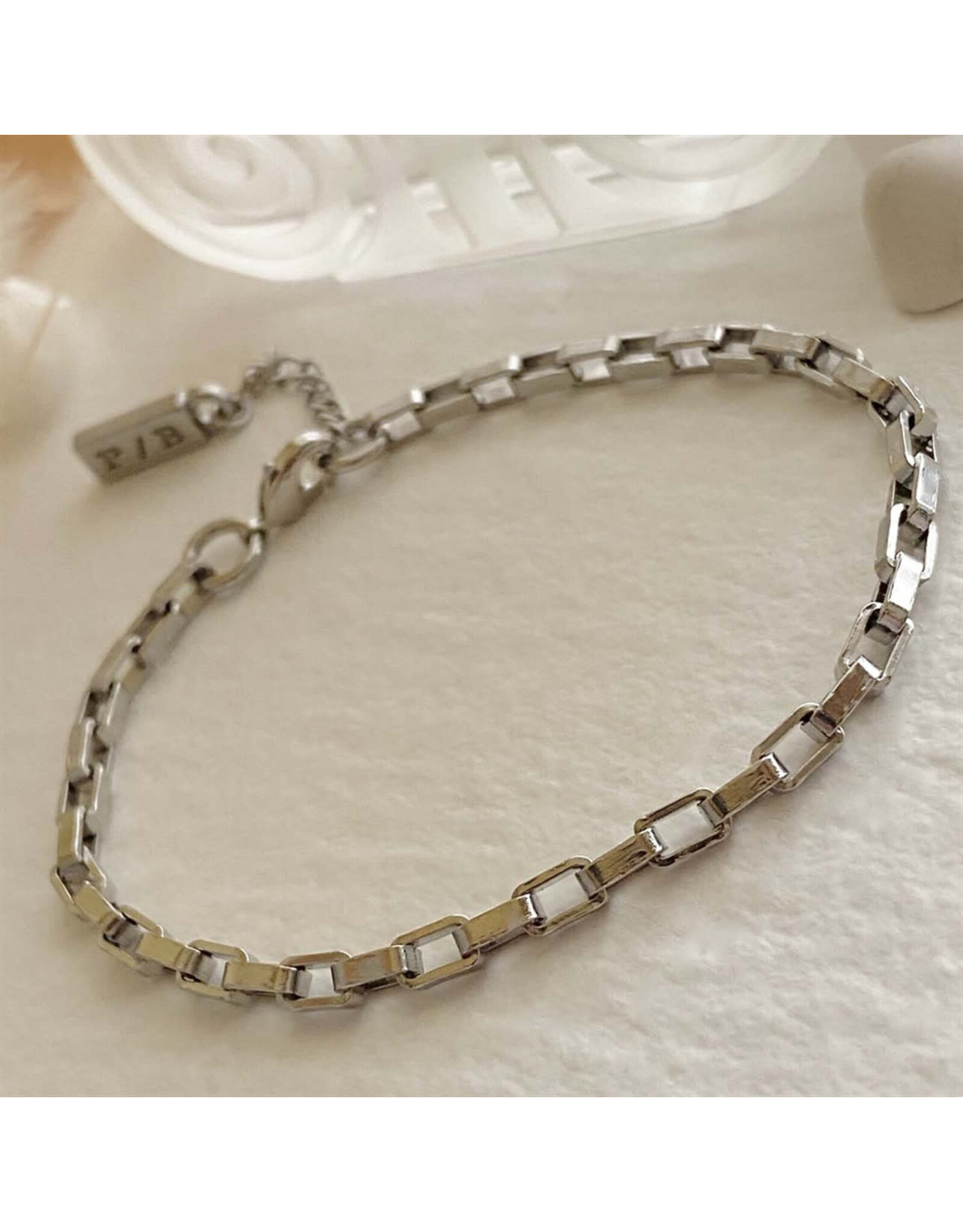 Pika & Bear Pika & Bear - "Dua" Rectangular Box Chain Bracelet
