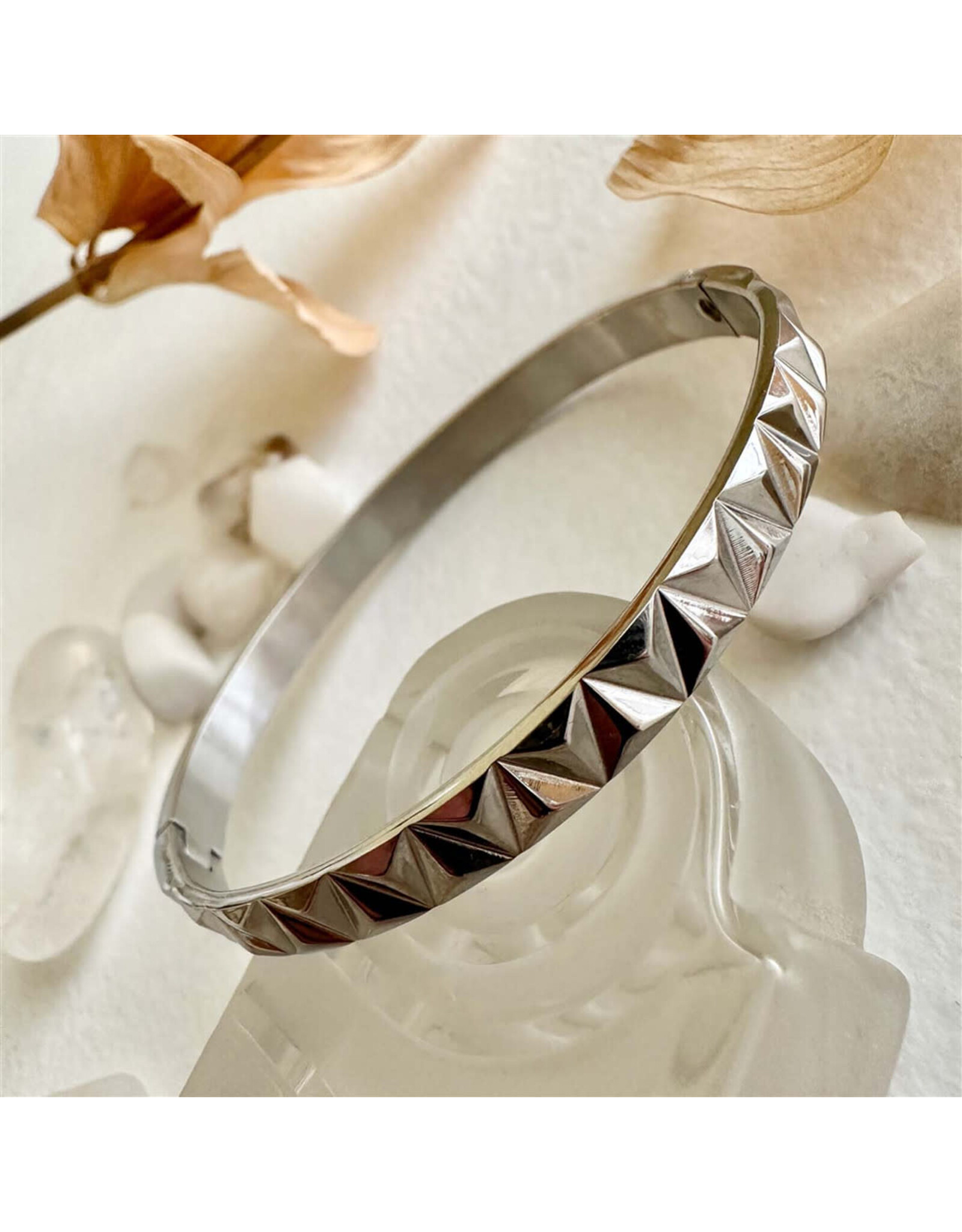 Pika & Bear Pika & Bear - "Sid" Diamond Pattern Bangle