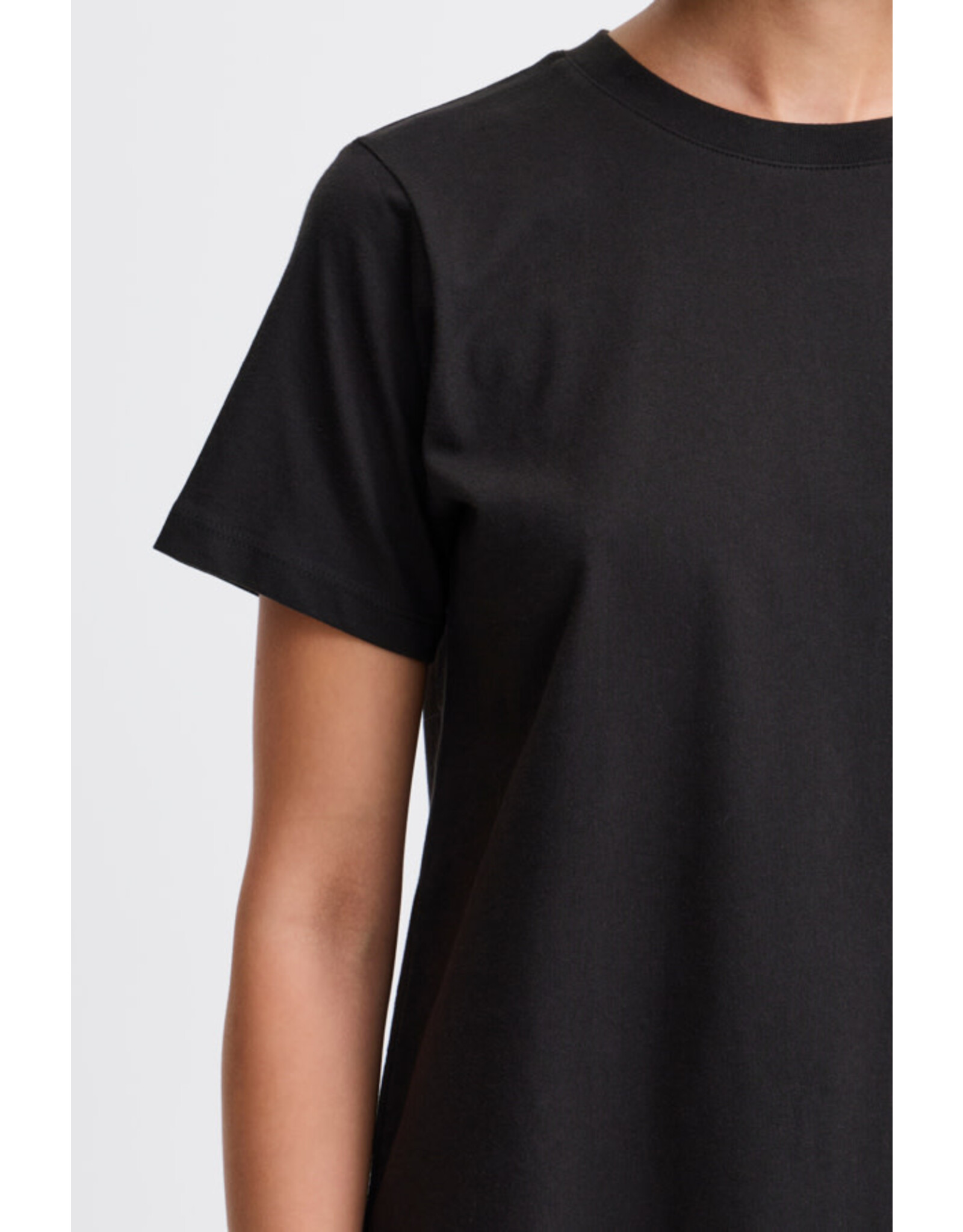 ICHI ICHI - Palmer T Shirt (Black)