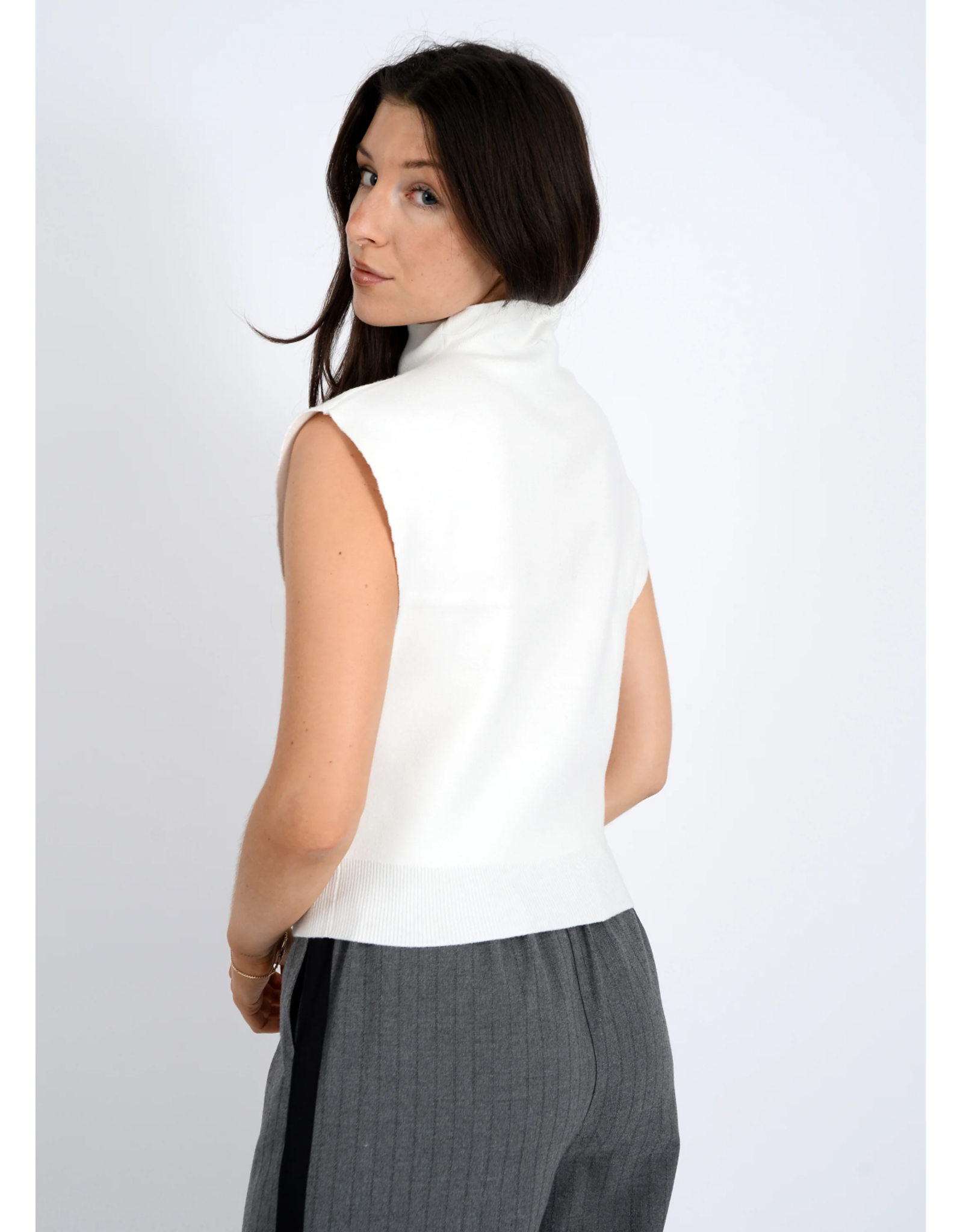 RD Style RD Style - Selby Sleeveless Funnel Neck Top (Winter White)