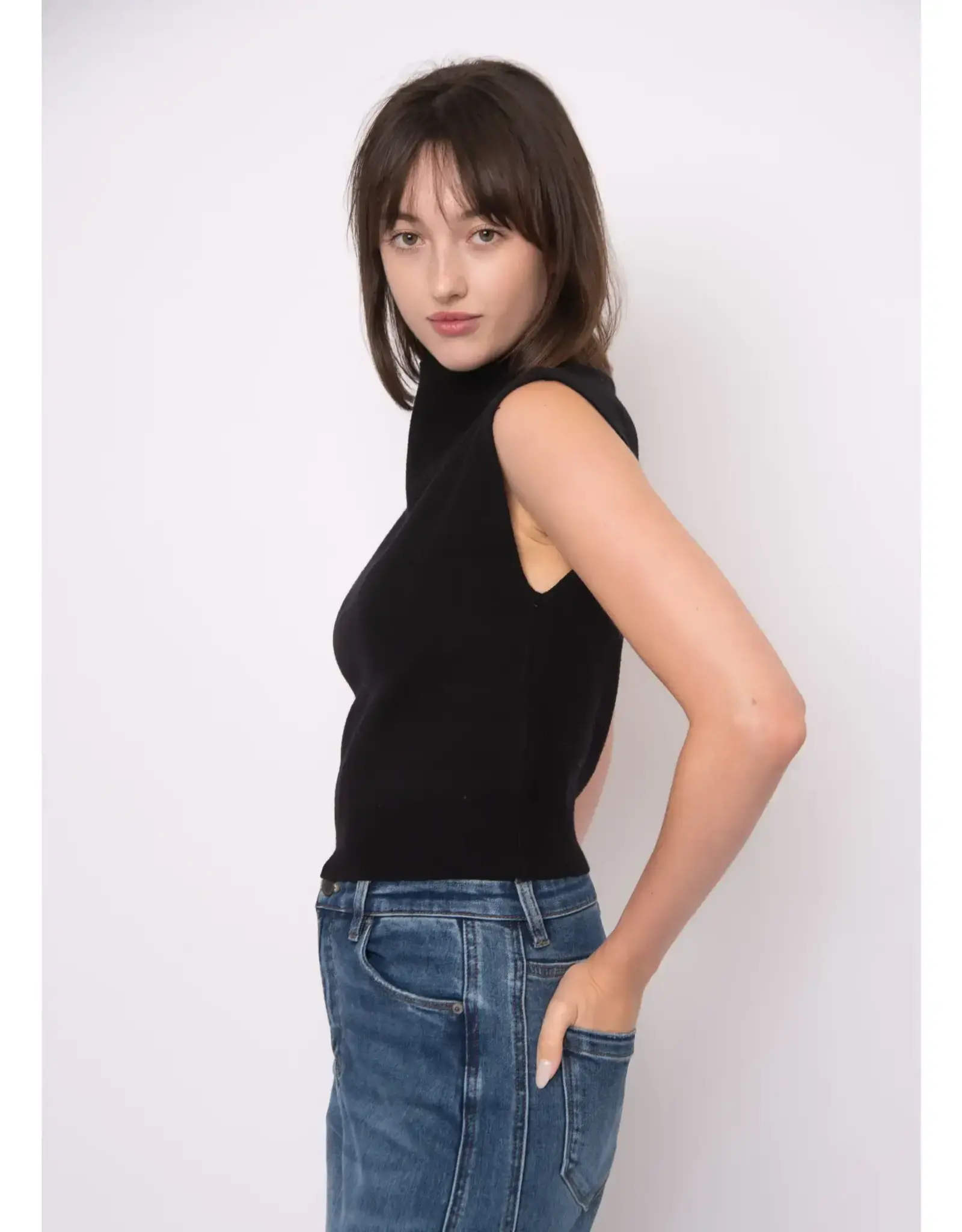 RD Style RD Style - Selby Sleeveless Funnel Neck (Black)