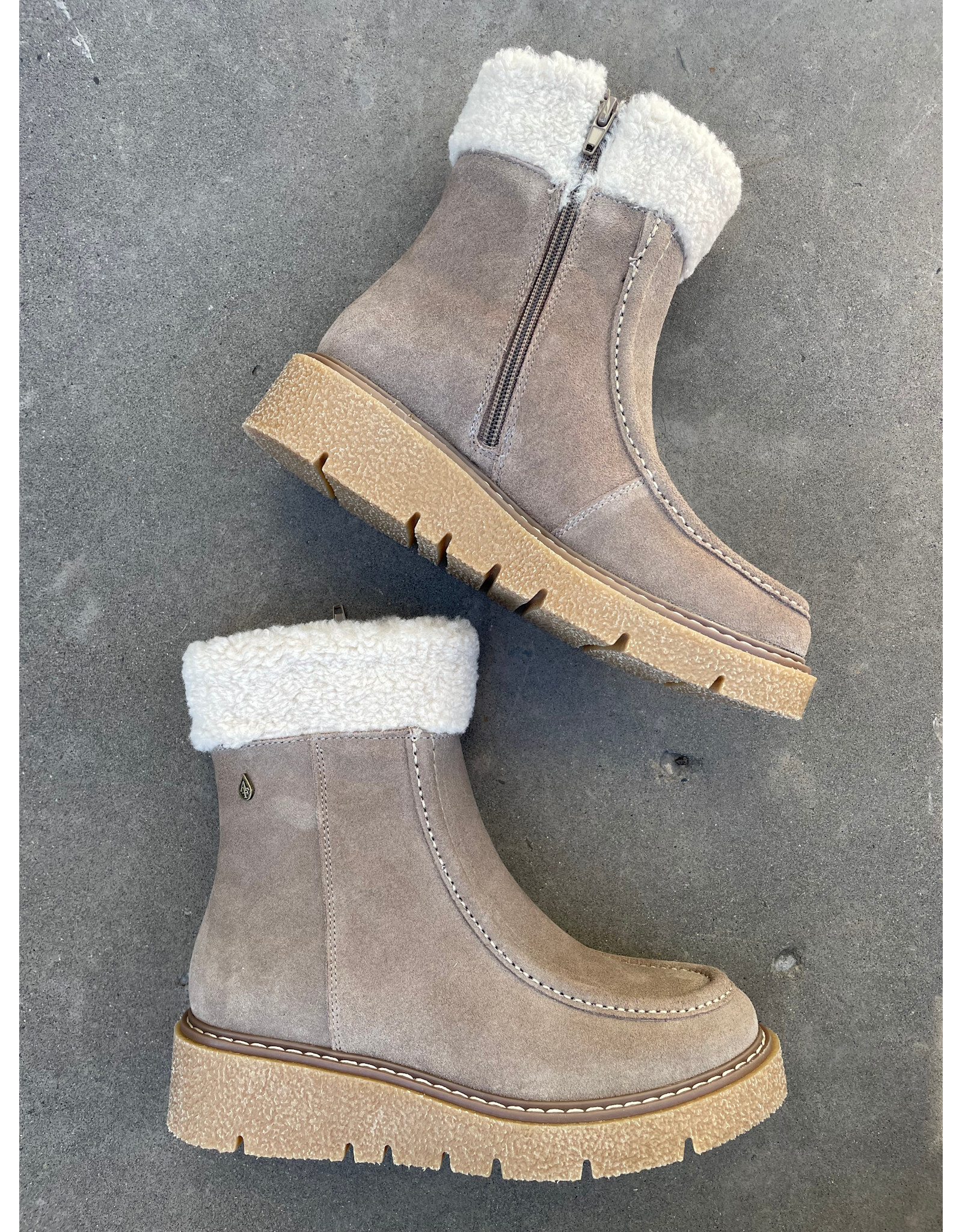 Aqua Flex Layla 35 (Mushroom Suede)