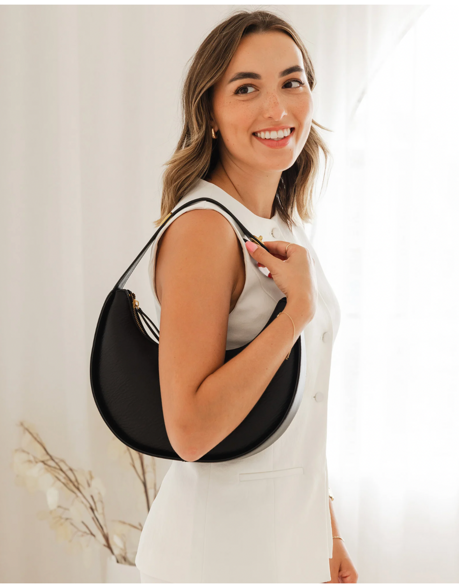 Louenhide Louenhide - Luna Shoulder Bag (Black)