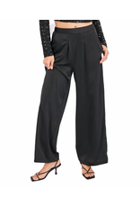 Sadie & Sage Sadie & Sage - Romy Satin Pleated Pant (Black) Sadie & Sage Sadie & Sage - Romy Satin Pleated Pant (Black)