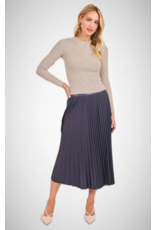 Sadie & Sage Sadie & Sage - Full of Charm Pleated Midi Skirt (Navy) Sadie & Sage Sadie & Sage - Full of Charm Pleated Midi Skirt (Navy)
