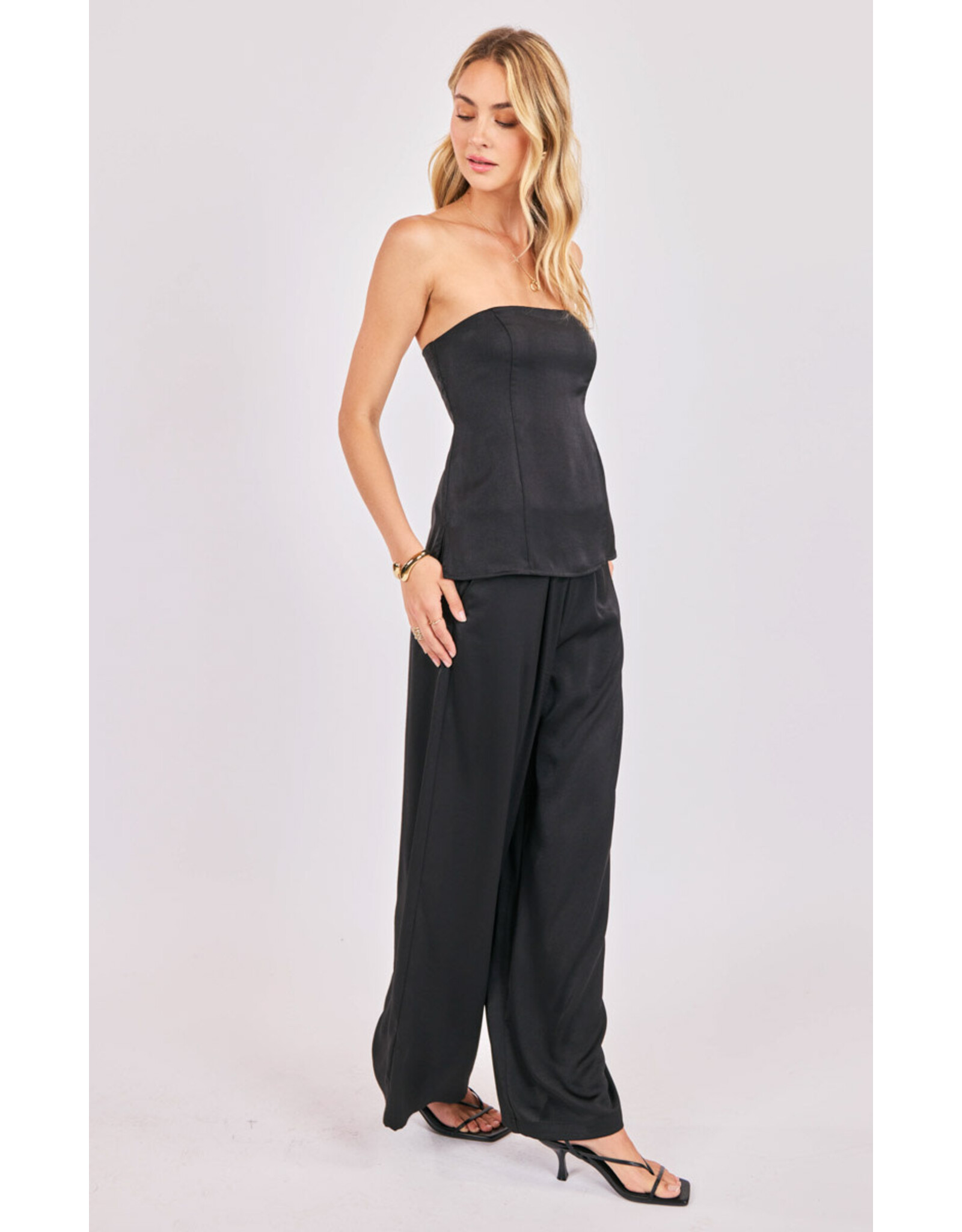 Sadie & Sage Sadie & Sage - Romy Satin Pleated Pant (Black)