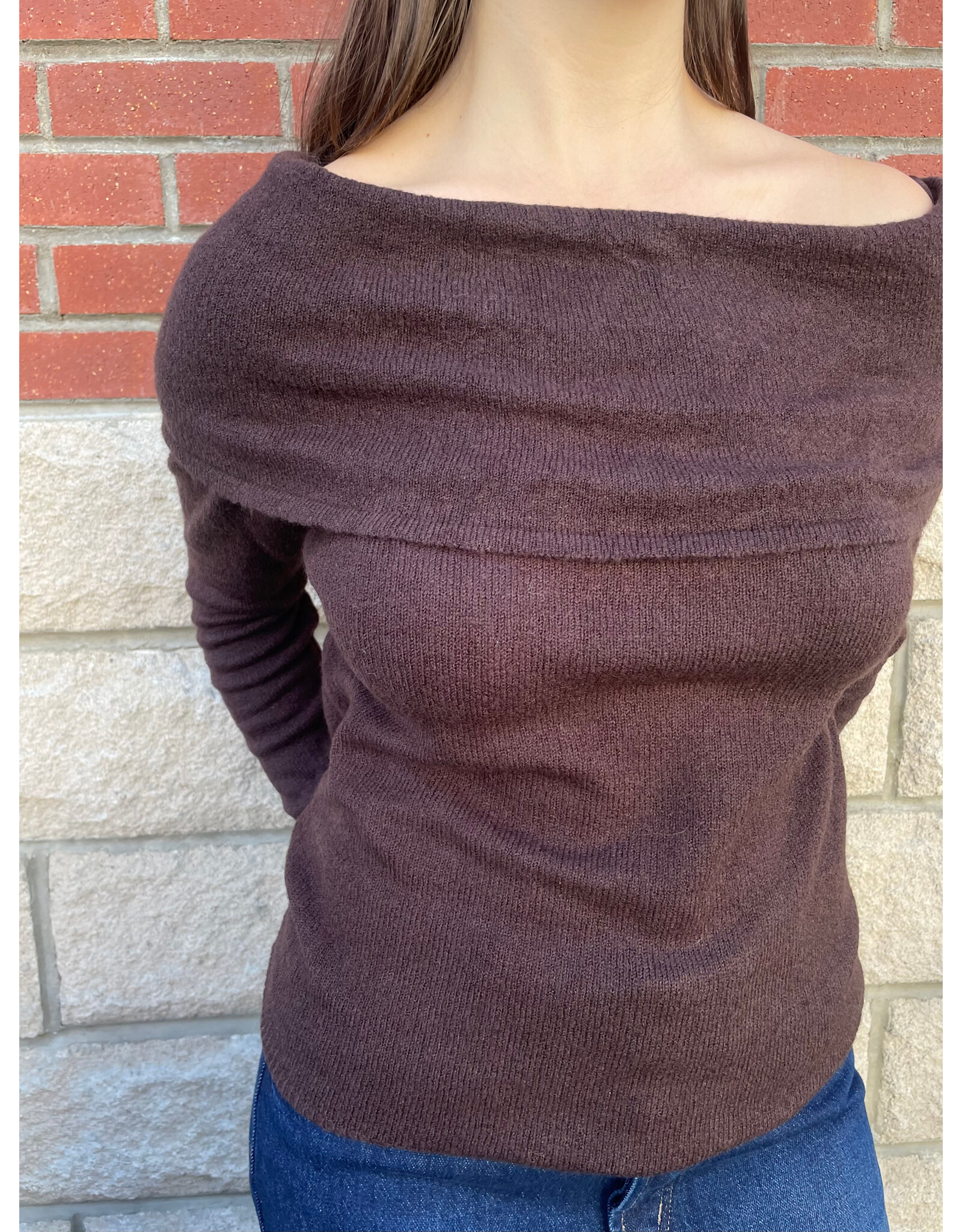 Papillon Papillon - Off the Shoulder Sweater (Brown)