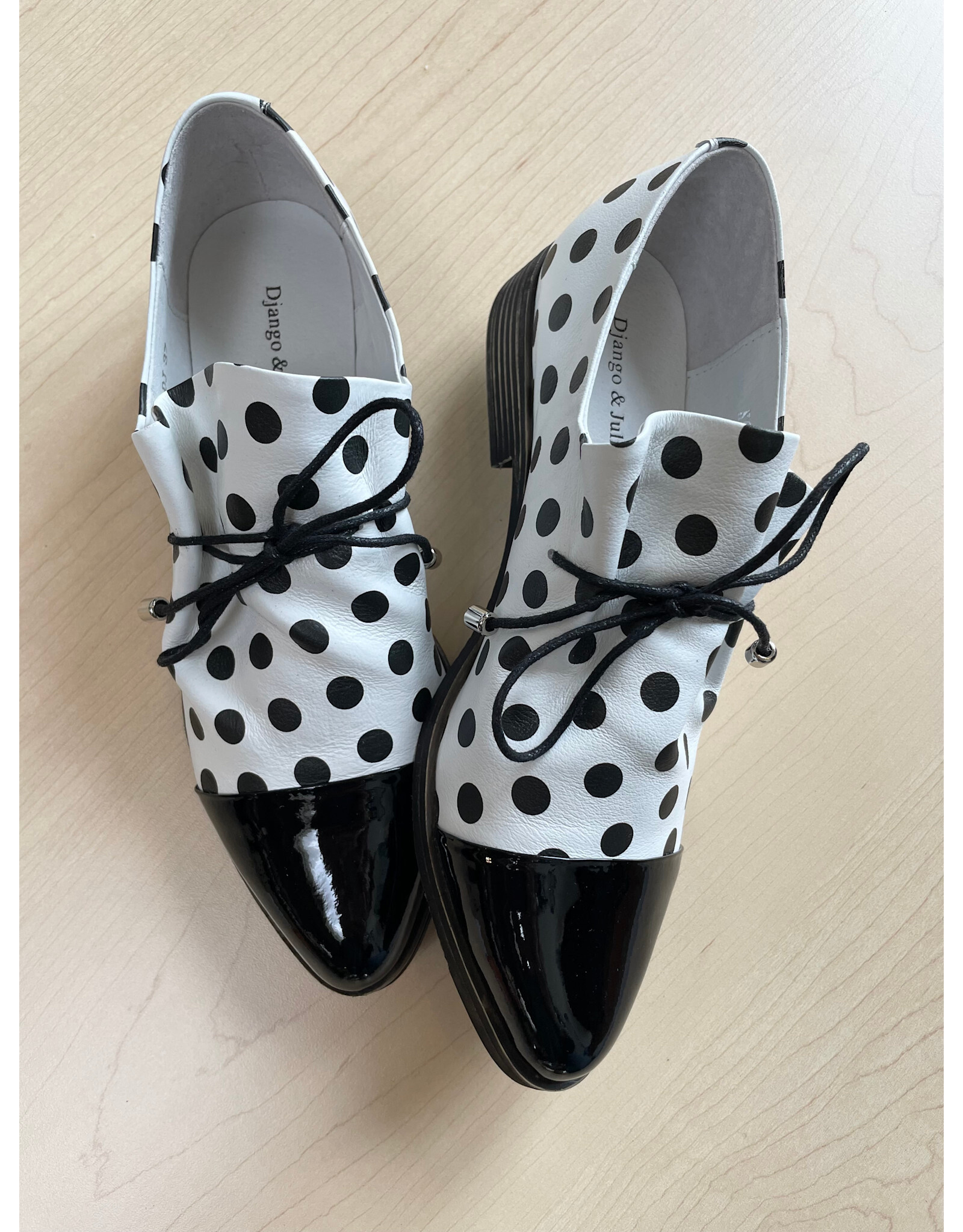 Django and Juliette Django & Juliette - Kotty (Blk - White & Blk Spot Patent Leather)