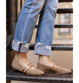 Dolce Vita Dolce Vita - Baylee Perforated Suede Flat (Pecan)