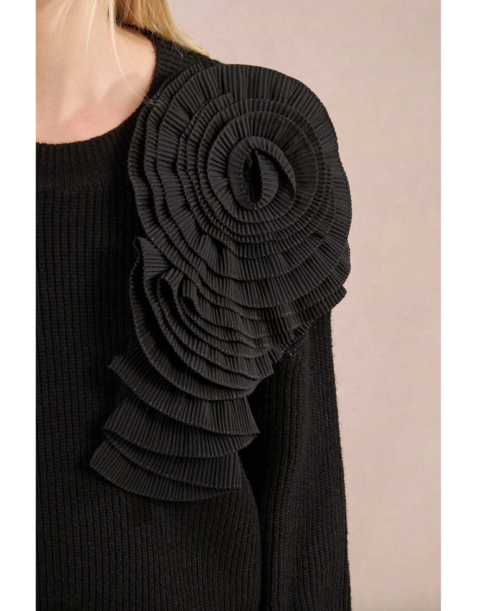 Molly Bracken Molly Bracken -  Corsage Sweater (Black)