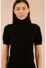 Molly Bracken Molly Bracken - Short Sleeve Turtleneck Sweater (Black)