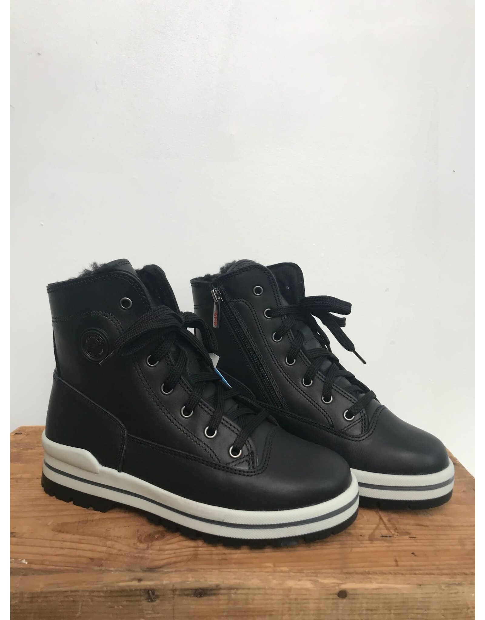 Olang Olang - Rita lace up winter boot (black)