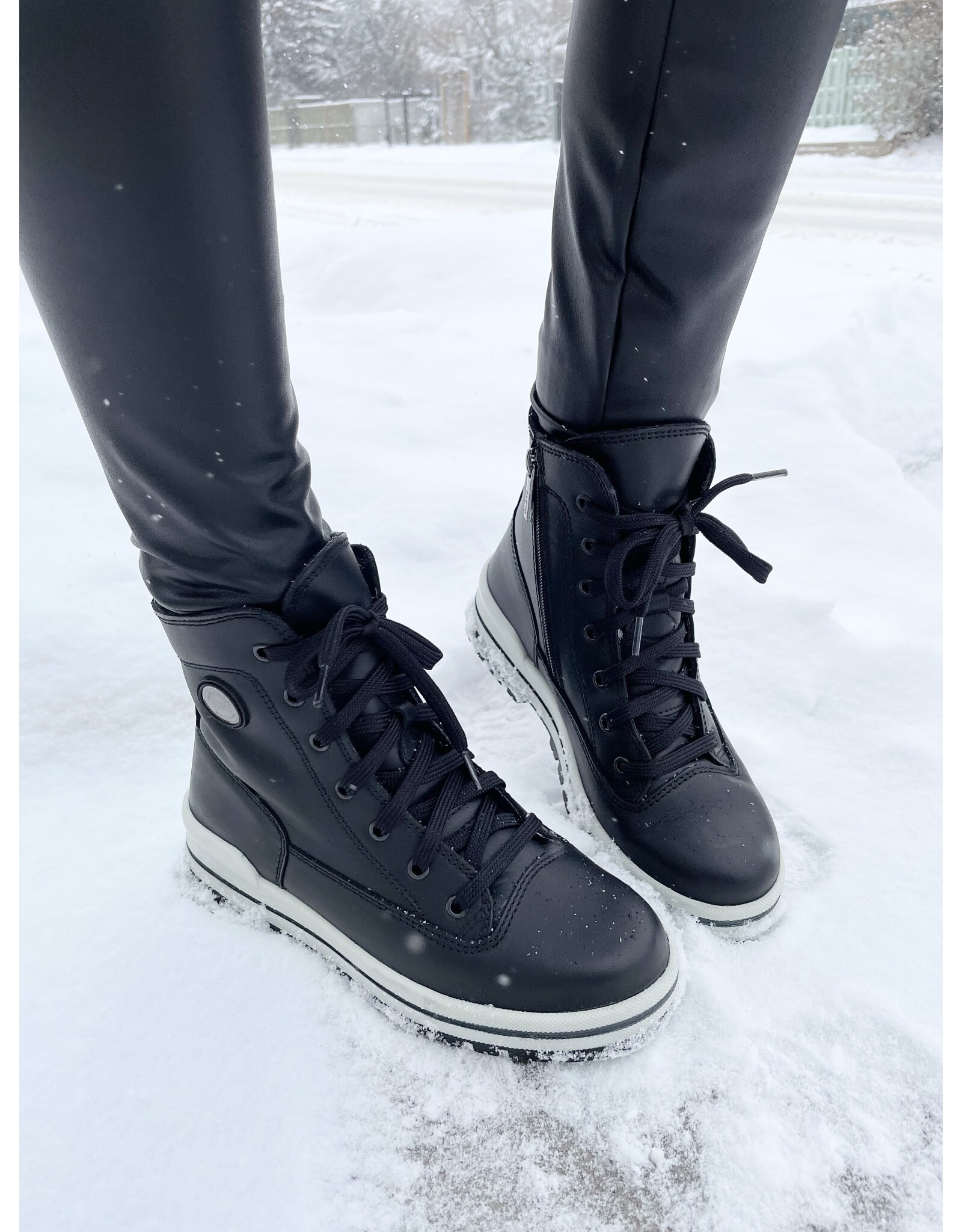 Olang Olang - Rita lace up winter boot (black)