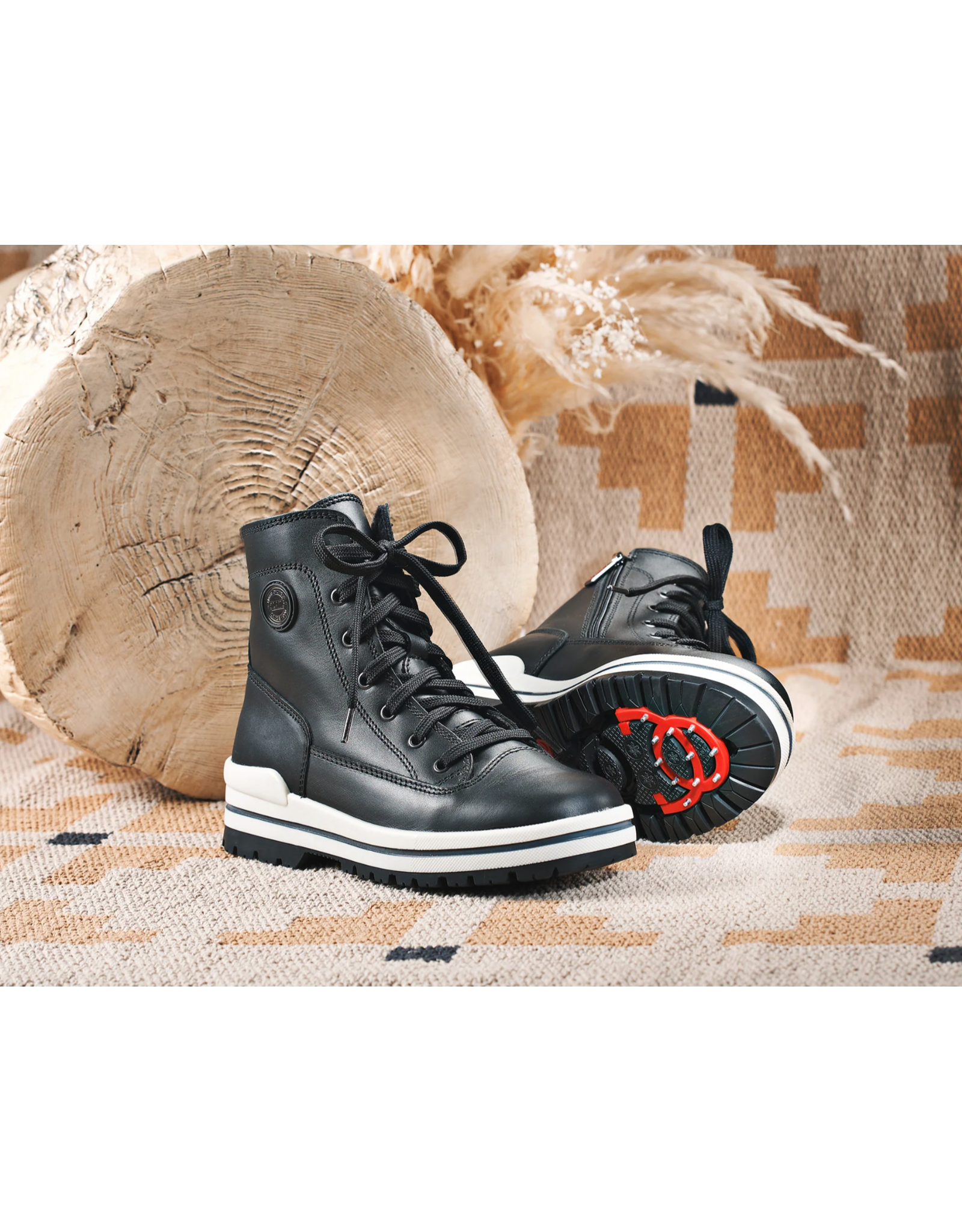 Olang Olang - Rita lace up winter boot (black)